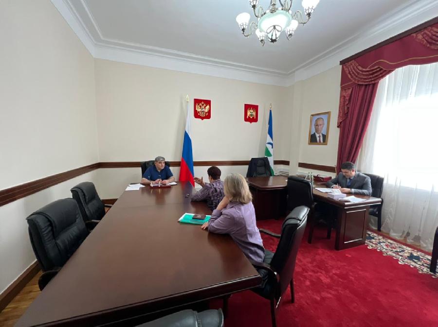 Казбек Коков провел еженедельный прием граждан