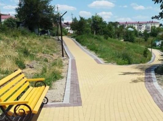 В Зольском районе благоустраивают «Аллею отдыха»