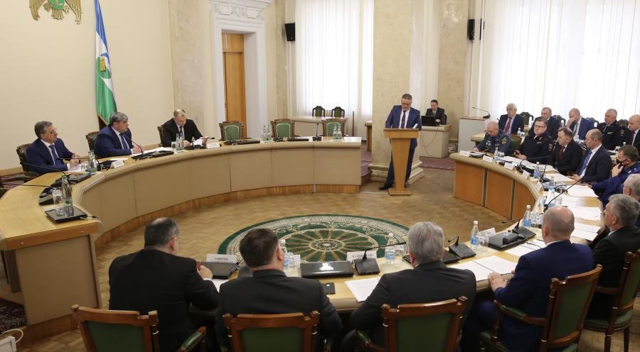   Казбек Коков провел совместное заседание Антитеррористической комиссии и Оперативного штаба в КБР 