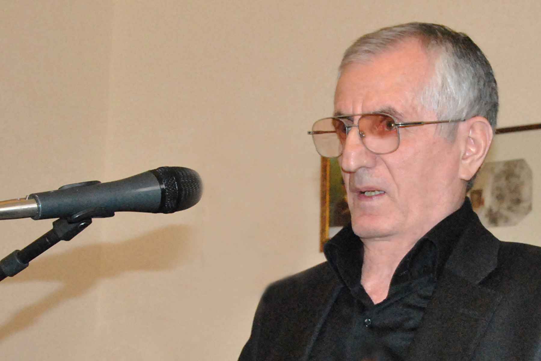 Мурадин Ольмезов – дипломант международного фестиваля поэзии