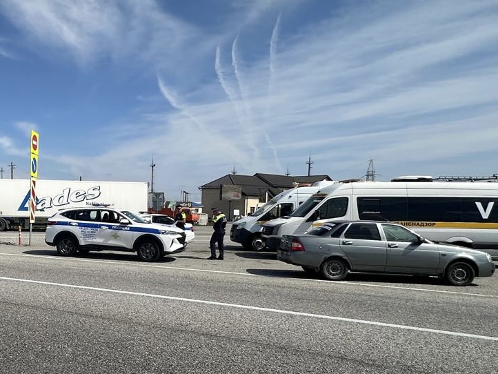 Автонадзор проверил заграничных перевозчиков