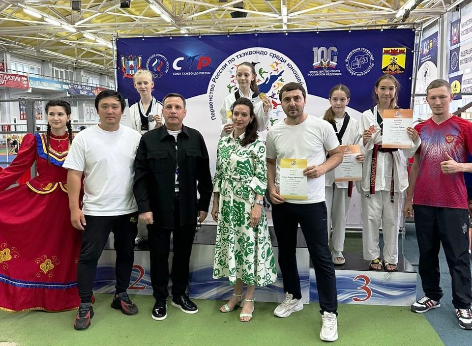 Еще две медали с Первенства России по олимпийскому тхэквондо