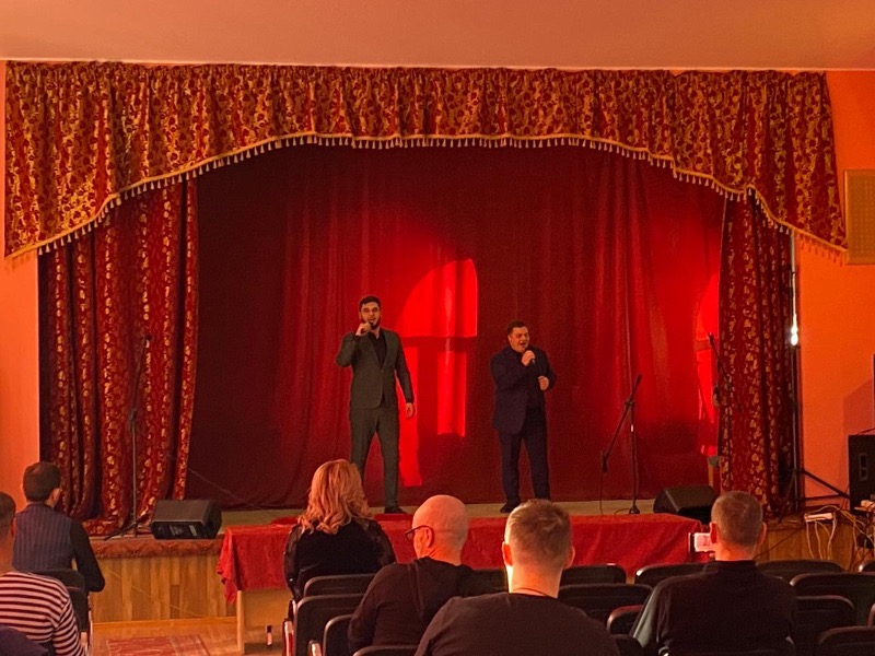 Арт-группа "Абреки" из Лескенского района посетила военный госпиталь 