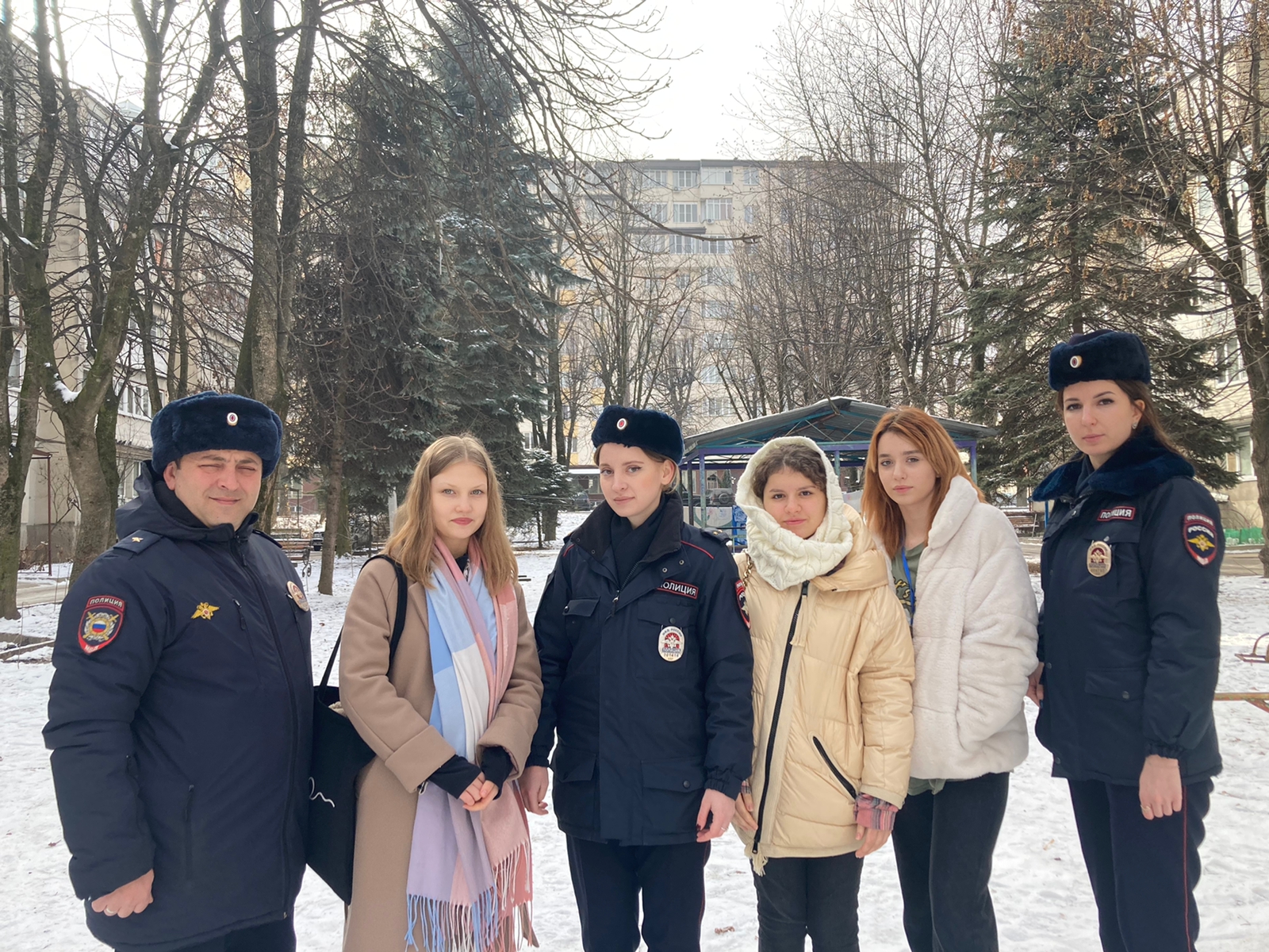     Полицейские Нальчика организовали профилактическое мероприятие для студентов