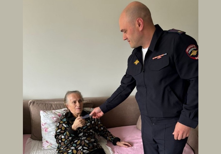 В КБР вручили вид на жительство 70-летней гражданке Турции