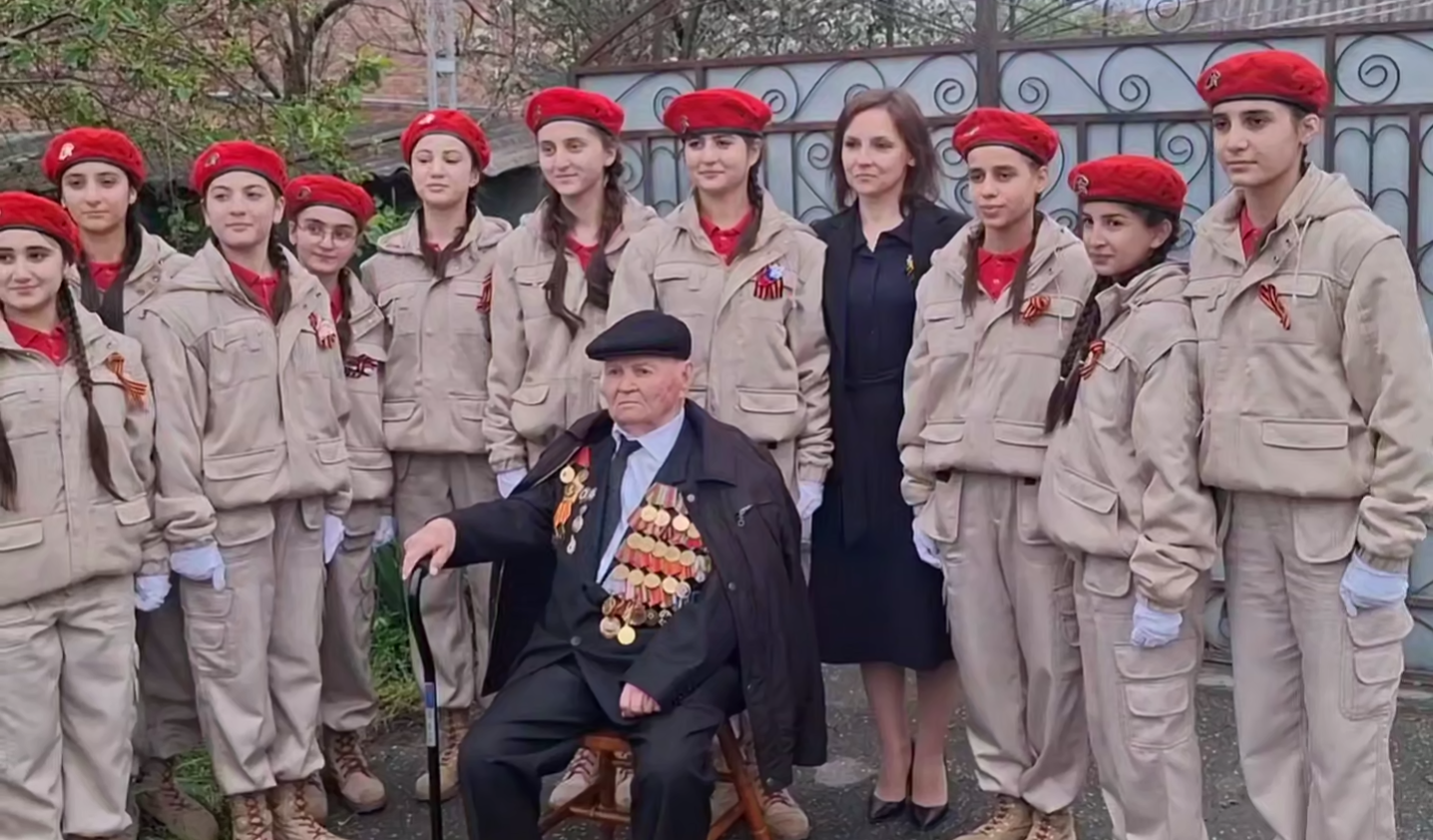 «Парад у дома ветерана»