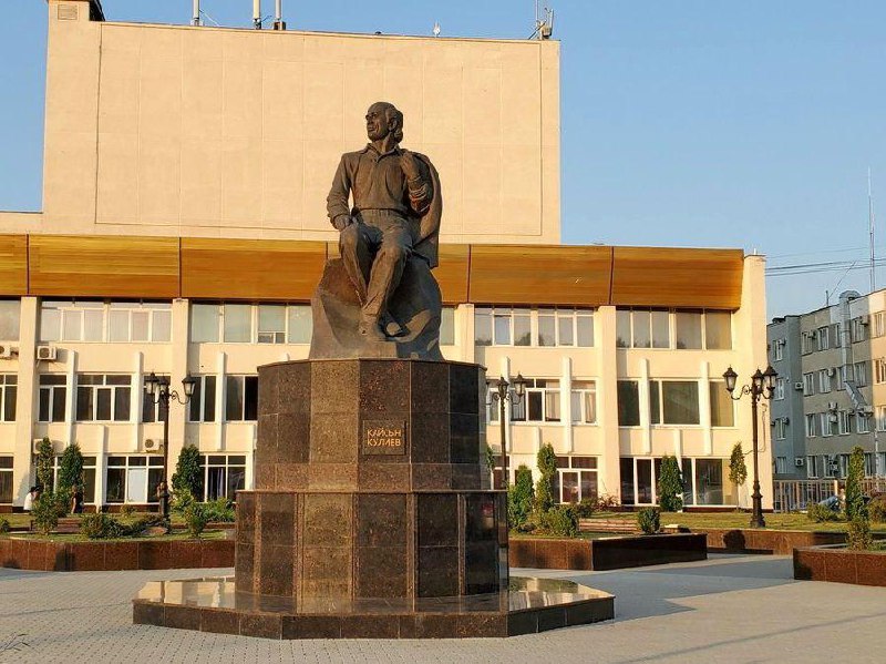 К годовщине Кайсына Кулиева