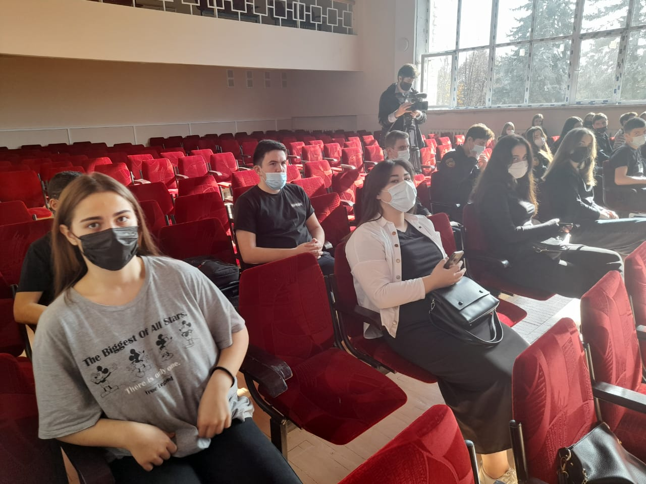 Молодежь – за мир