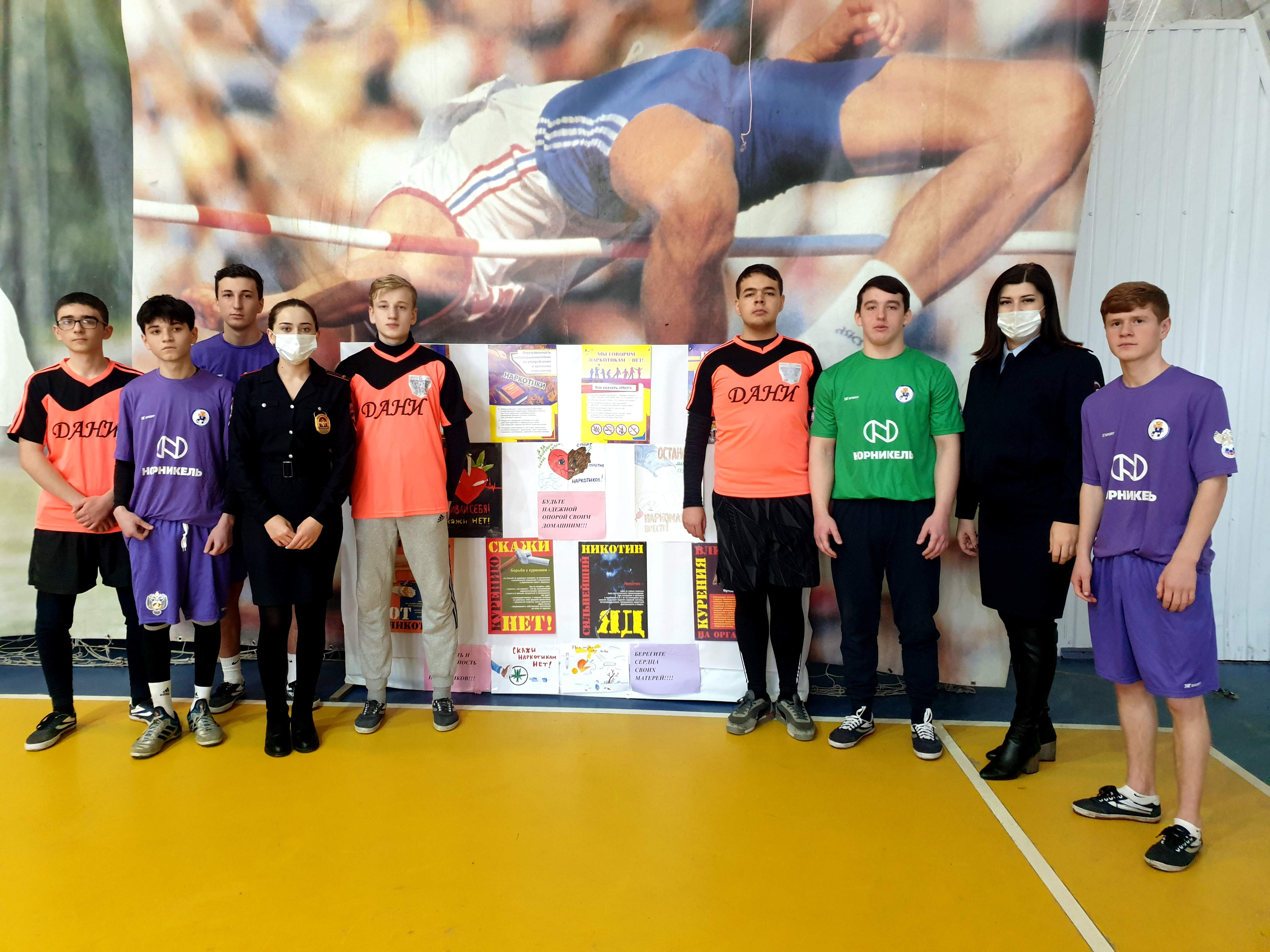 Воспитанники физкультурно-оздоровительного комплекса Баксанского района стали участниками антинаркотической акции