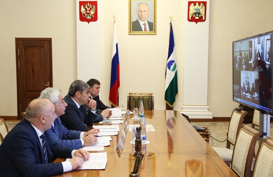Казбек Коков принял участие в селекторном совещании под председательством министра природных ресурсов и экологии РФ  