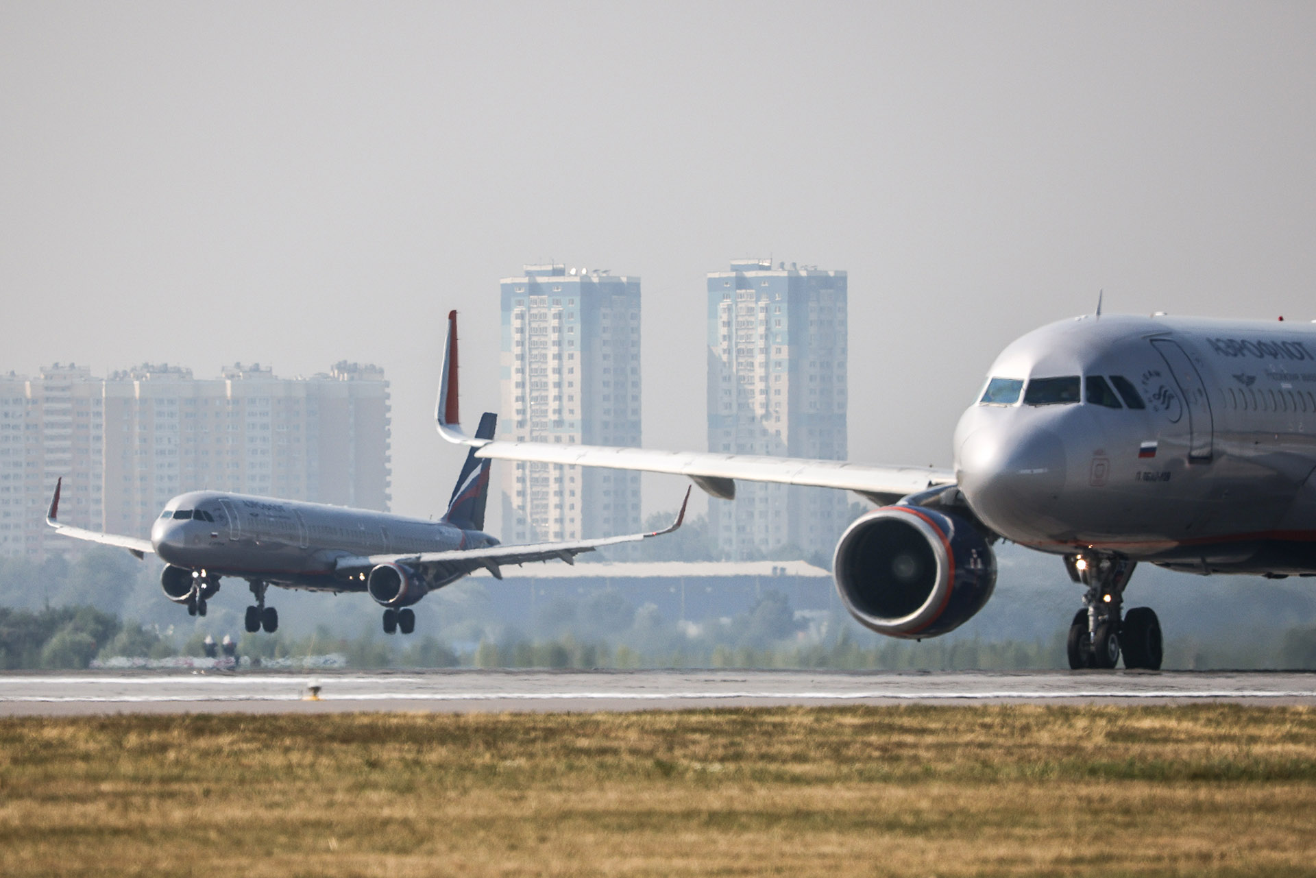 Ограничения на полеты в 11 аэропортов страны продлены до 29 августа