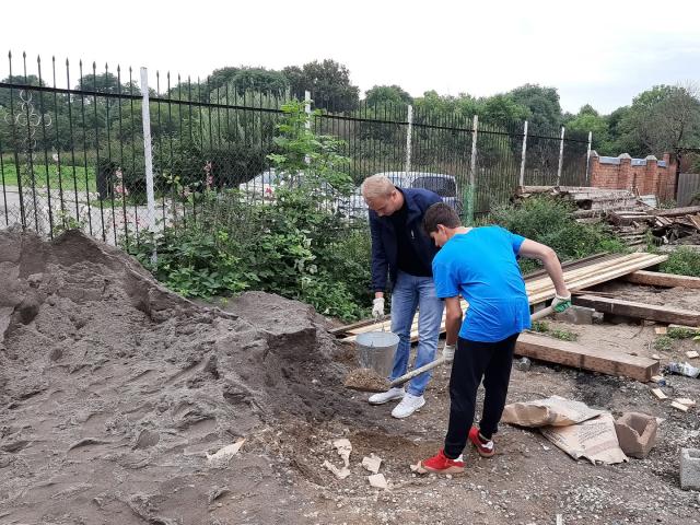 «Трудовой десант» в женском монастыре