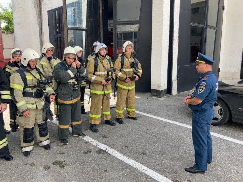 В Нальчике готовят будущих пожарных
