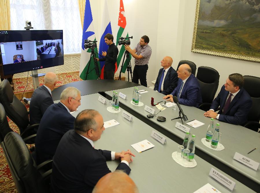 Состоялась дружественная встреча Главы Кабардино-Балкарской Республики Казбека Кокова и Президента Республики Абхазия Аслана Бжании