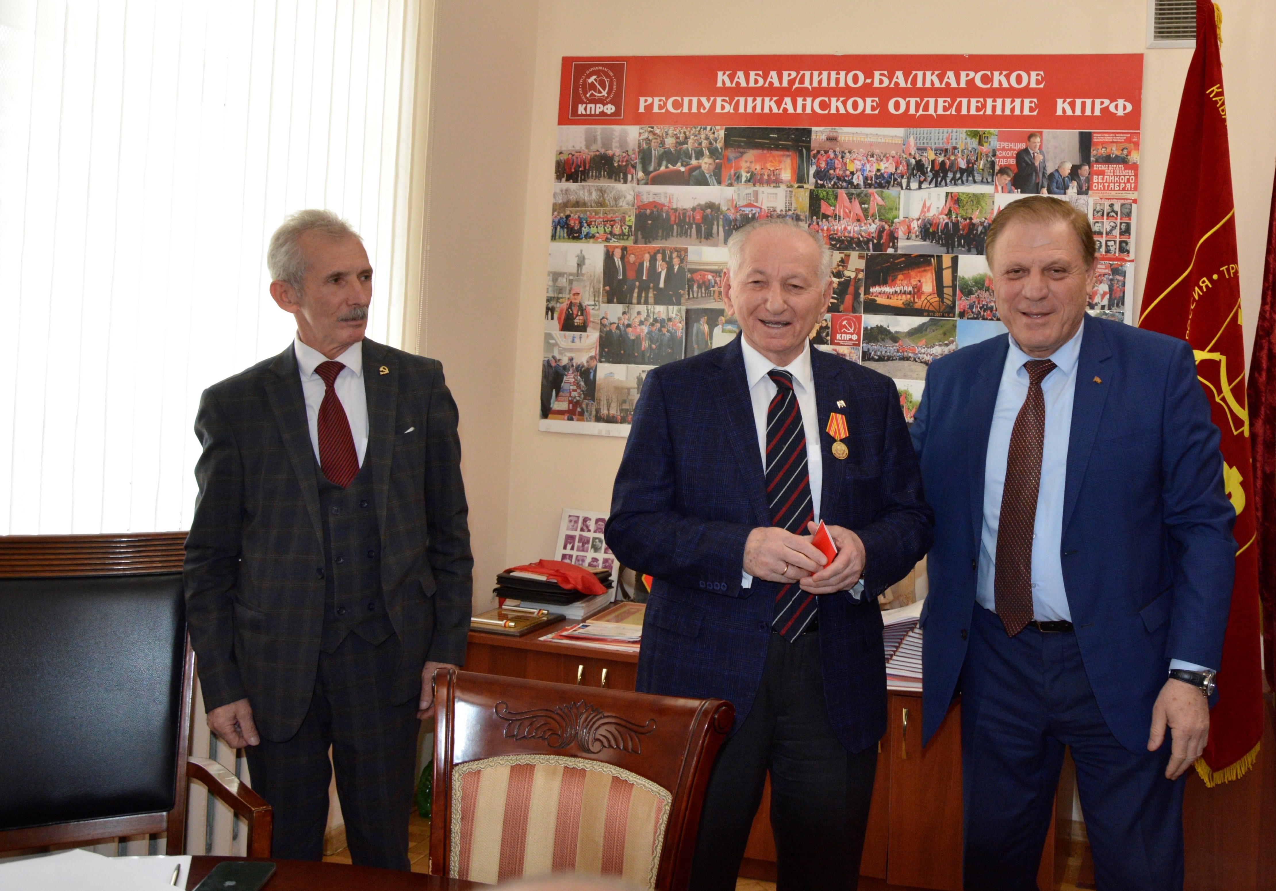 В Нальчике прошла презентация книги Бориса Зумакулова 