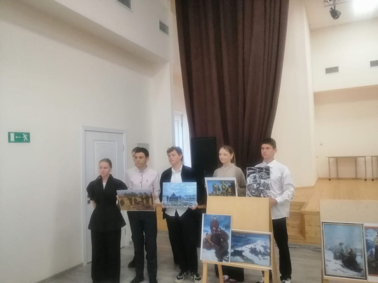 Передвижная выставка для школьников станицы Солдатской