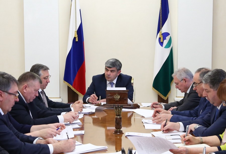 Глава Кабардино-Балкарии провел рабочее совещание с членами правительства