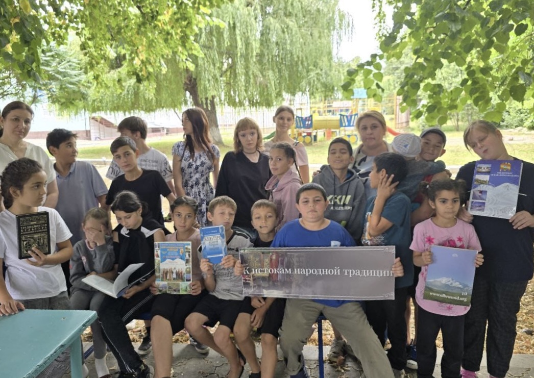 Народным традициям жить и крепнуть