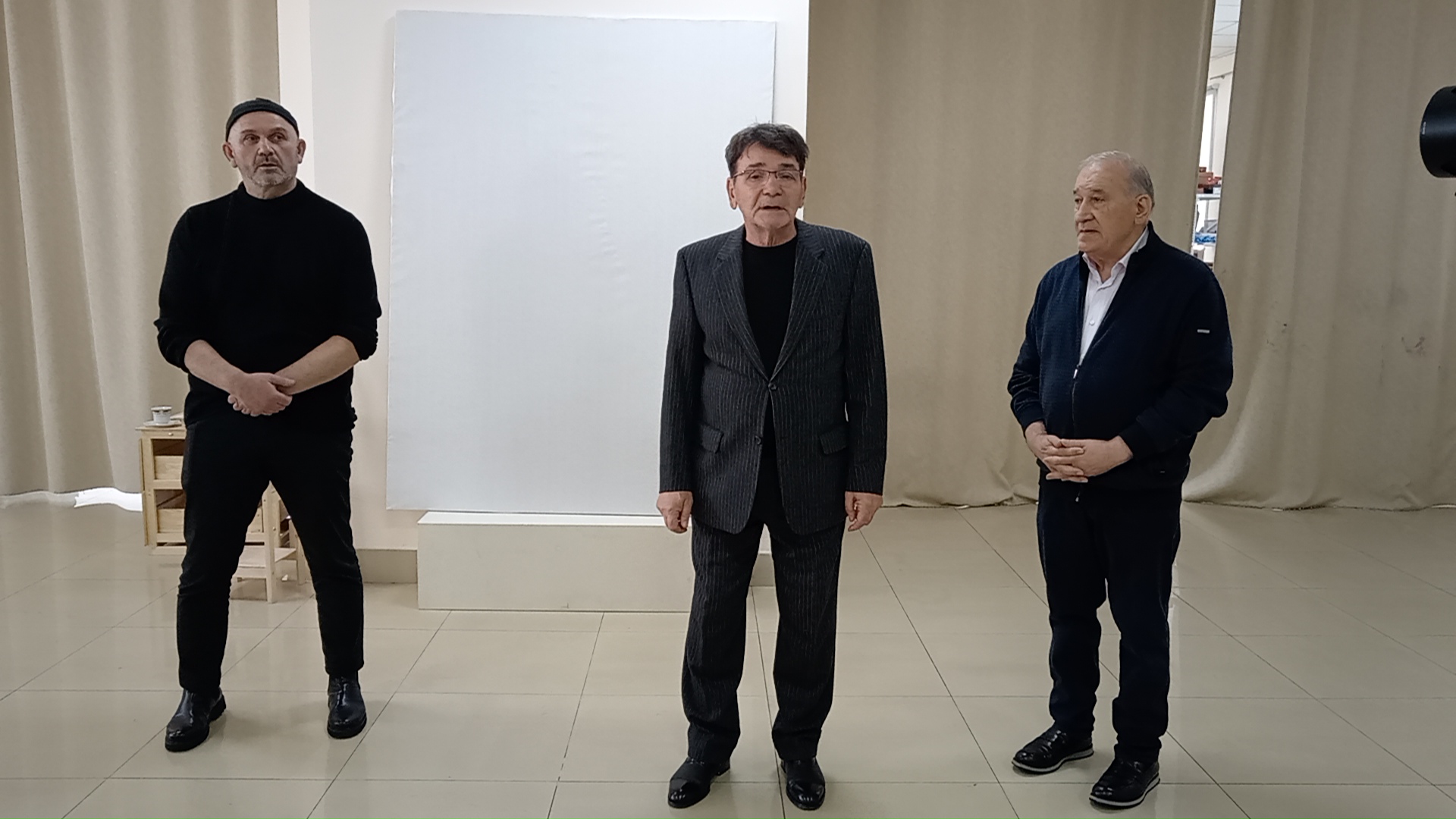 Хамид Савкуев: черное и белое