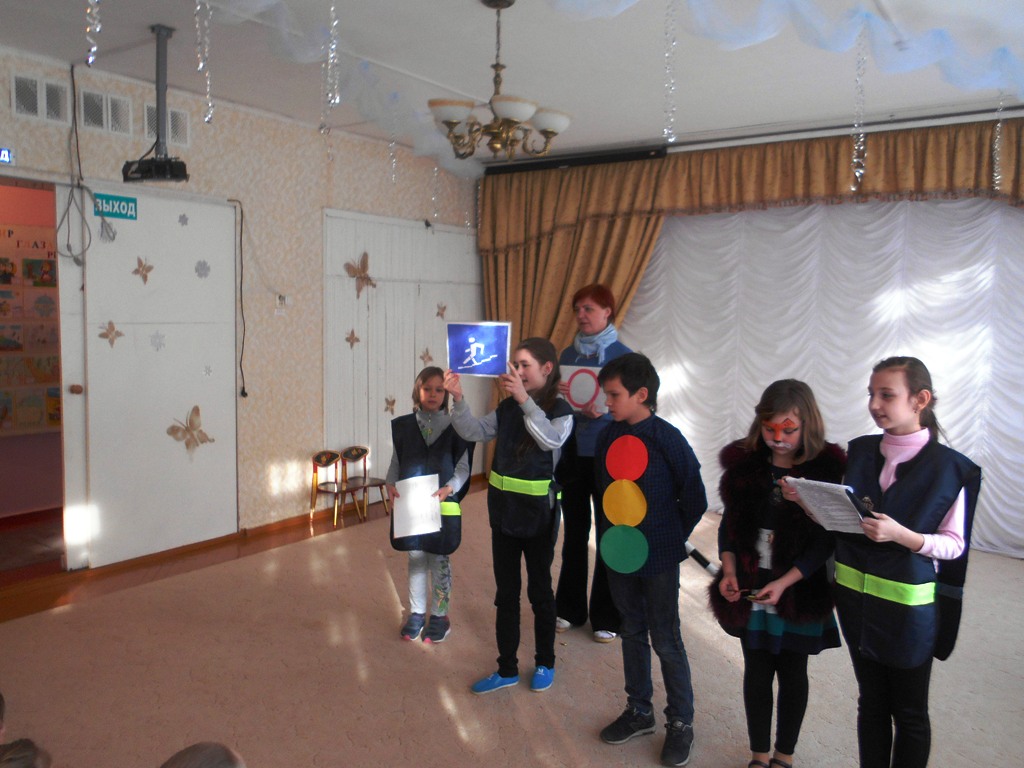 ЮИДовцы Кабардино-Балкарии знакомят дошкольников с кампанией «Сложности перехода» 