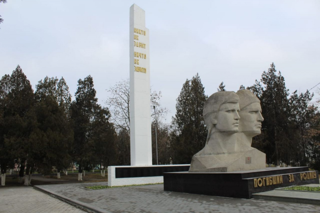 В Прохладном в 2023 году благоустроят «Сквер Памяти» и пешеходную зону 