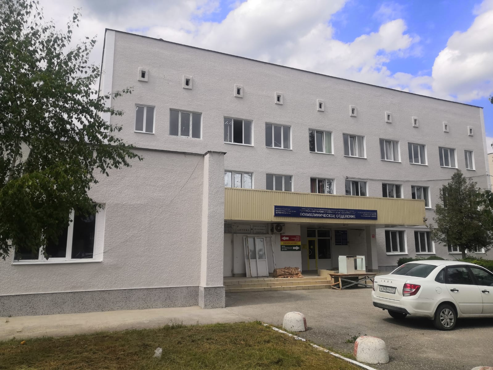 Завершается капитальный ремонт поликлиники в Чегемском районе
