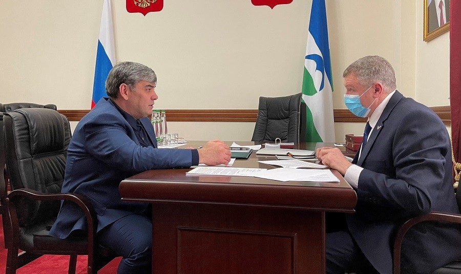  Казбек Коков провел рабочую встречу с руководителем РИК ОНФ в КБР Евгением Бакаевым 