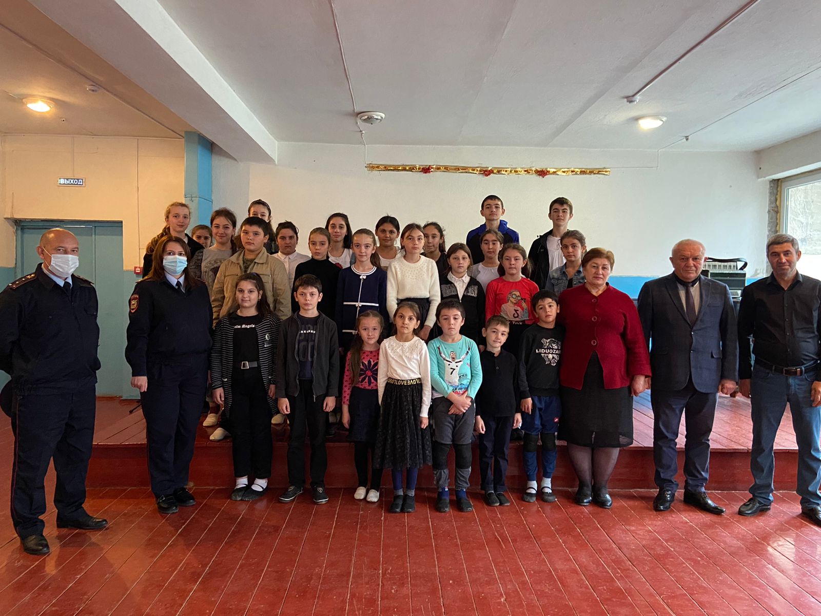 Старшеклассники Черекского района стали участниками акции "Сообщи, где торгуют смертью"