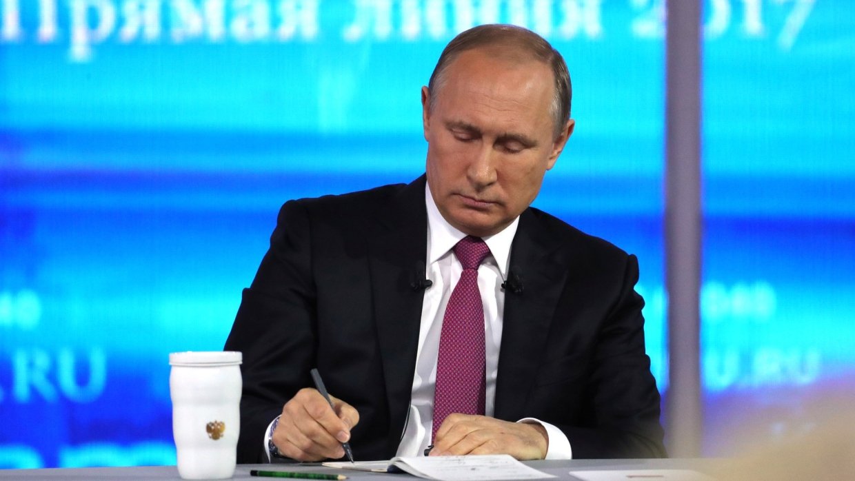 Путин ответил «Гоблину» про наказание за фейковые новости
