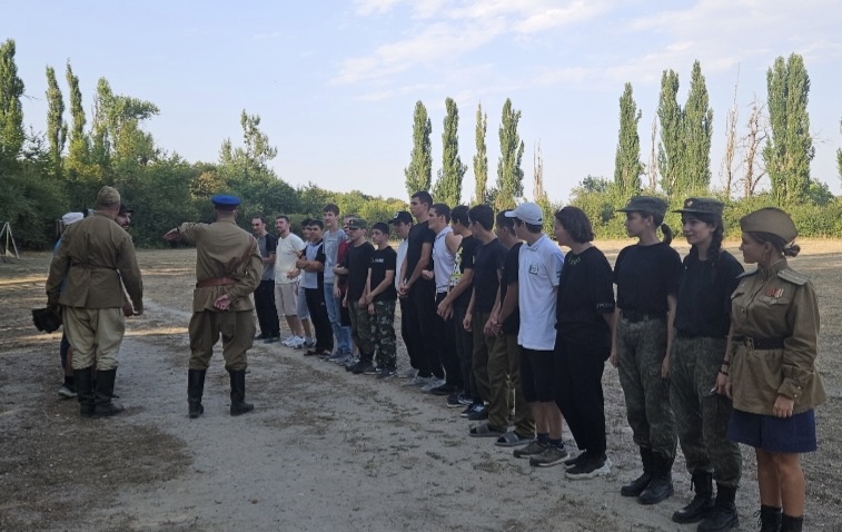 В поселке Звездный стартовал военно-исторический фестиваль «Победа будет за нами!» 