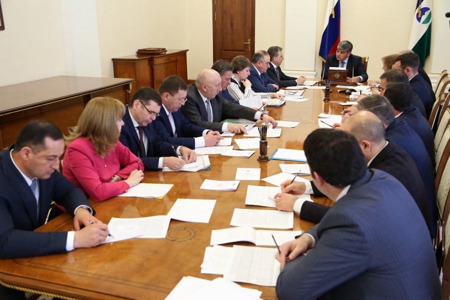 Казбек Коков провел «муниципальный час» с главами муниципалитетов республики