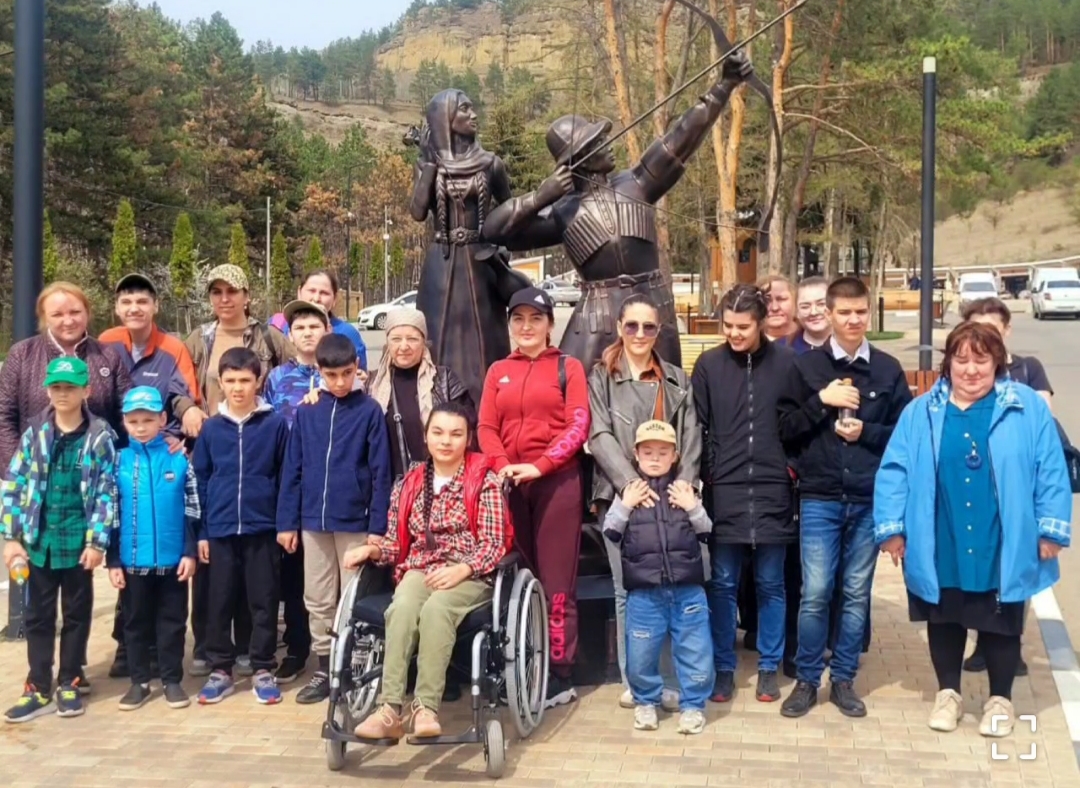 Для детей Урванского района организовали поездку в Кисловодск