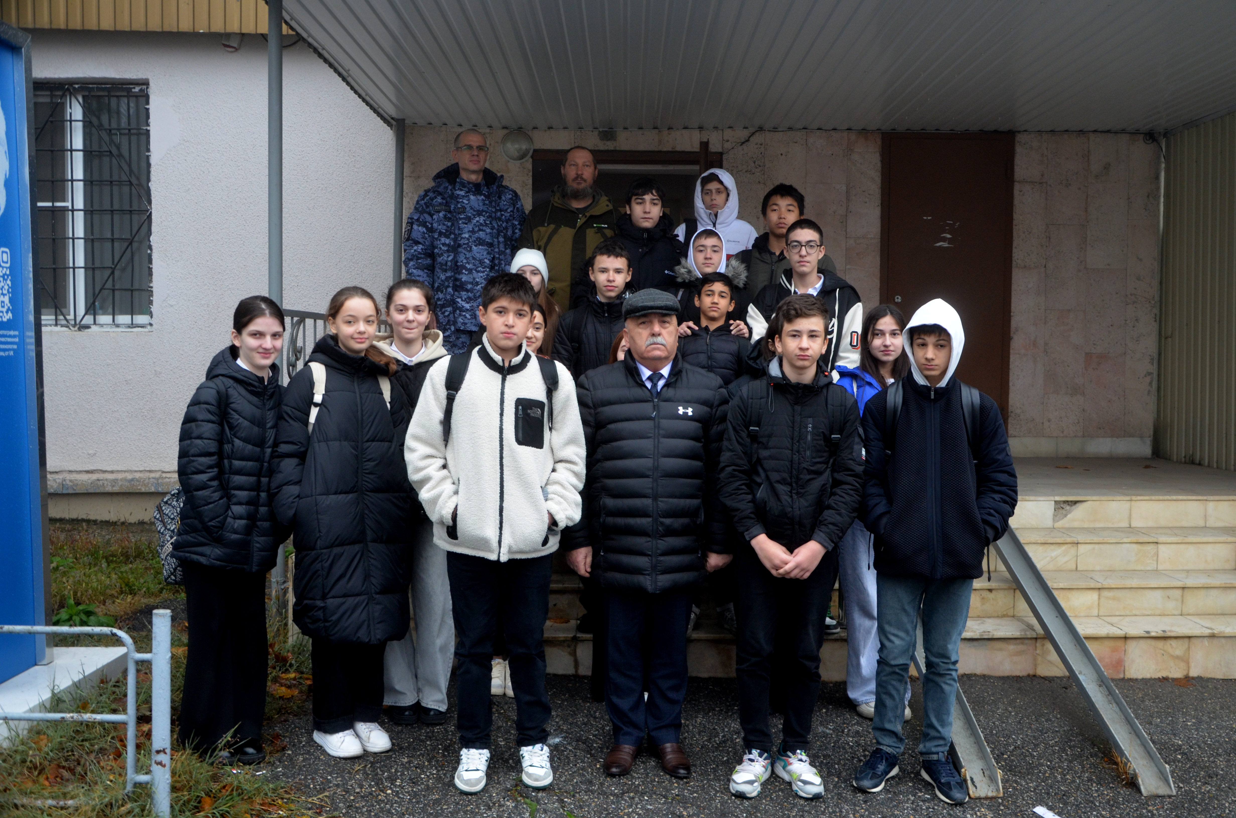 Росгвардейцы провели тематическое мероприятие для школьников в Нальчике