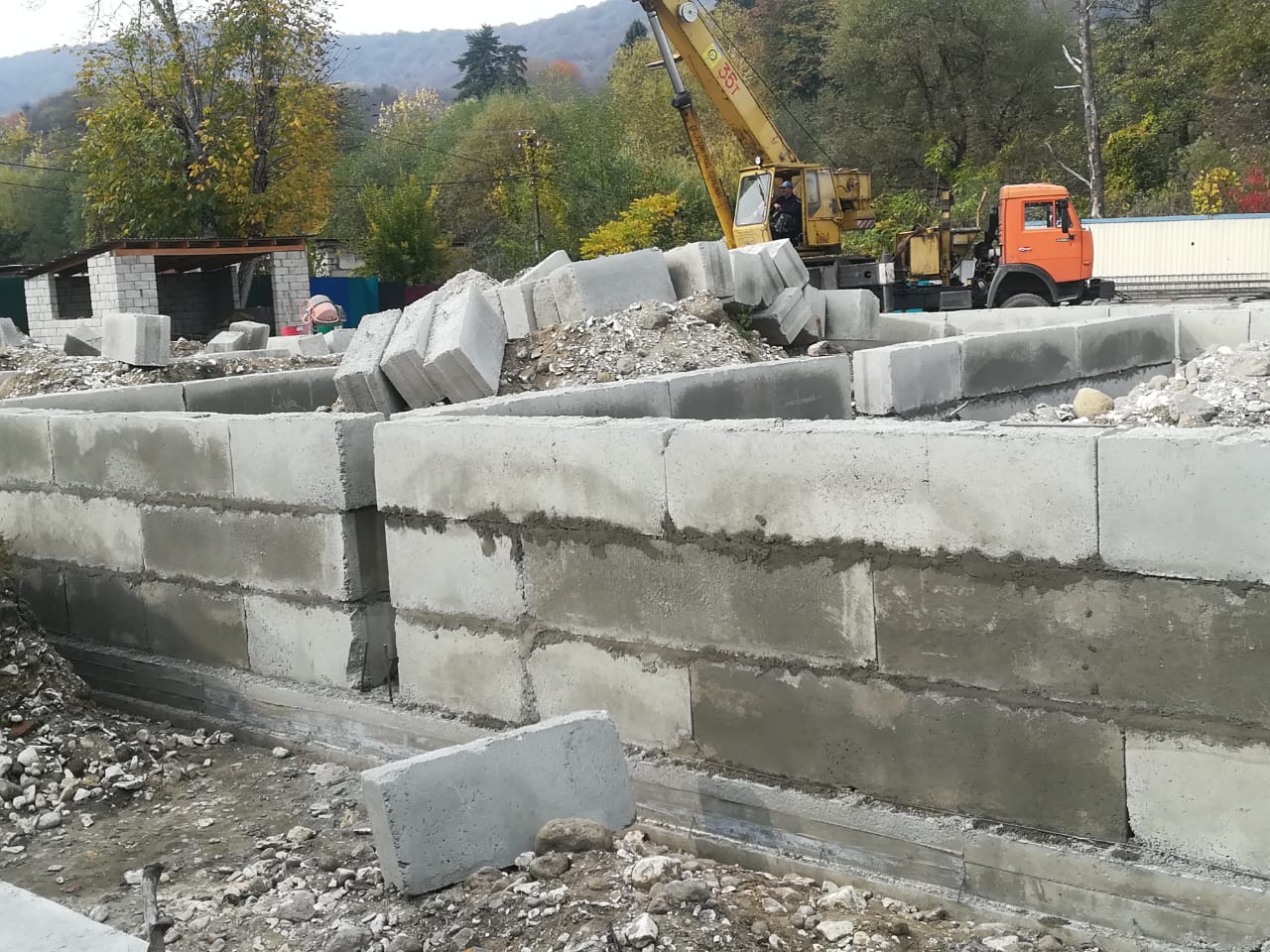 В поселке Звездный строят ясли