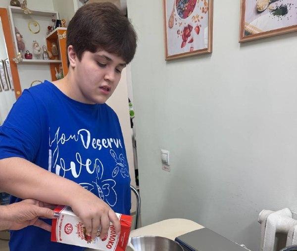 Проект «Вместе – сможем» помогает воспитанникам Прохладненского детского дома-интерната обрести кулинарную самостоятельность