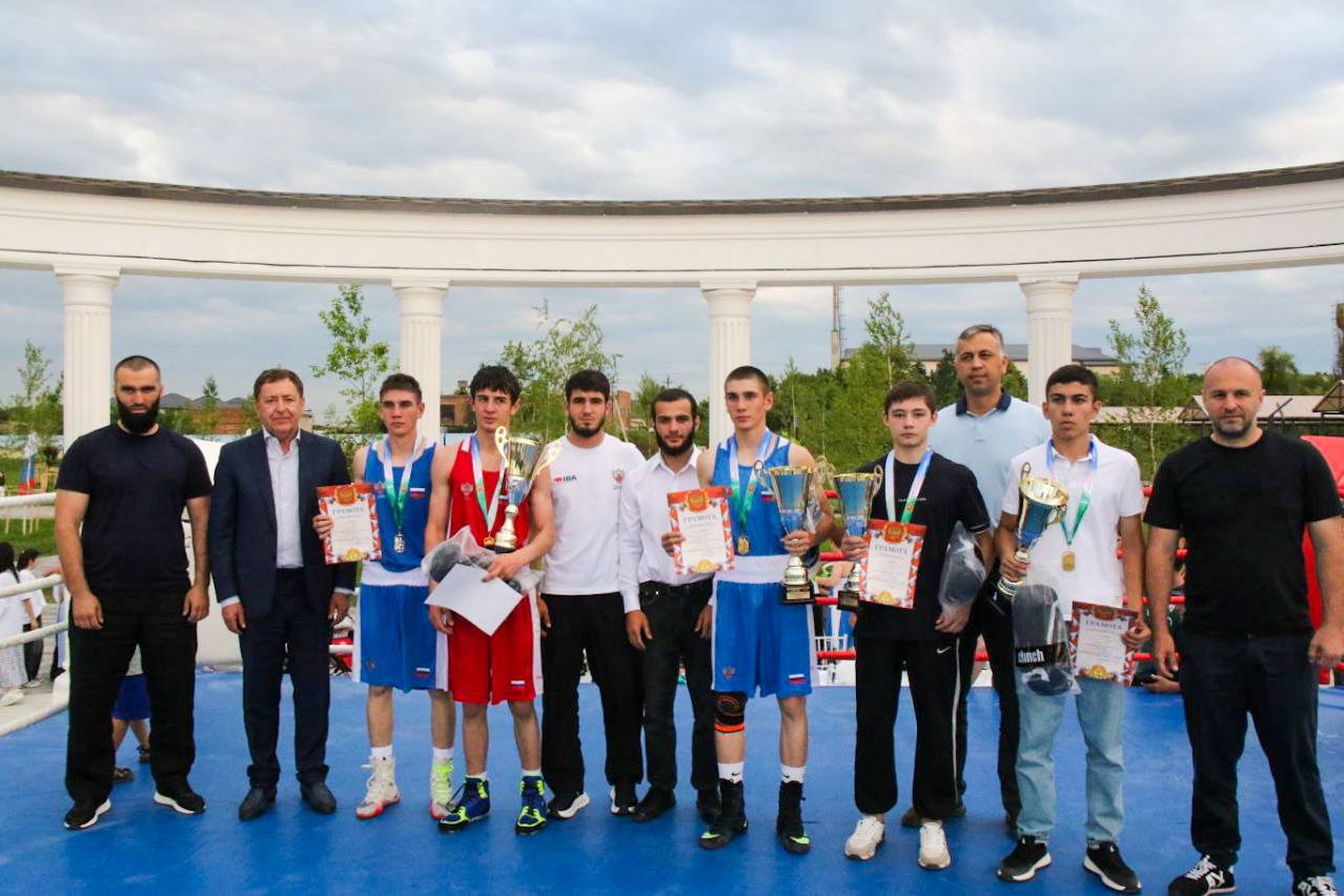 Турнир по боксу