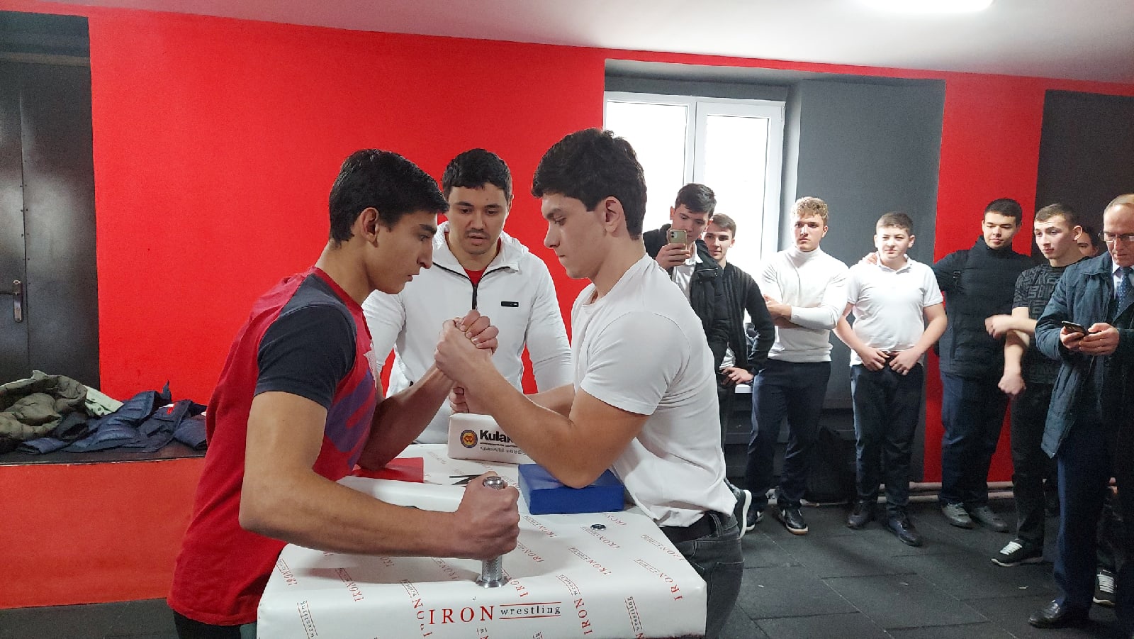 С ненавистью и ксенофобией нам не по пути