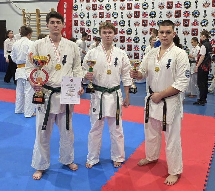 Каратист из КБР успешно выступил на столичных соревнованиях