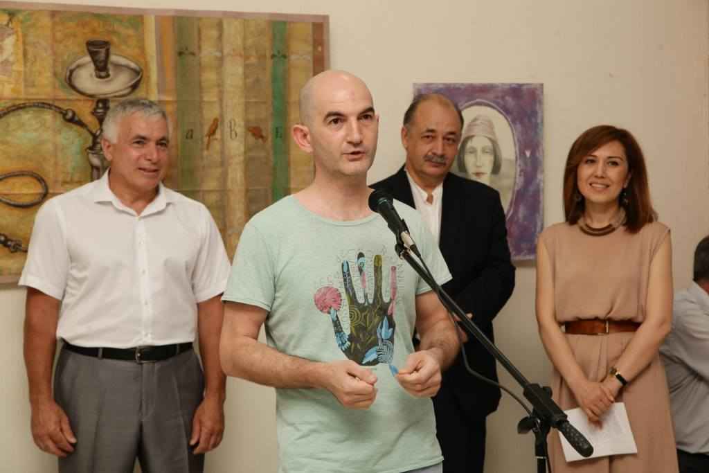Выставка Керима Аккизова проходит в Нальчике