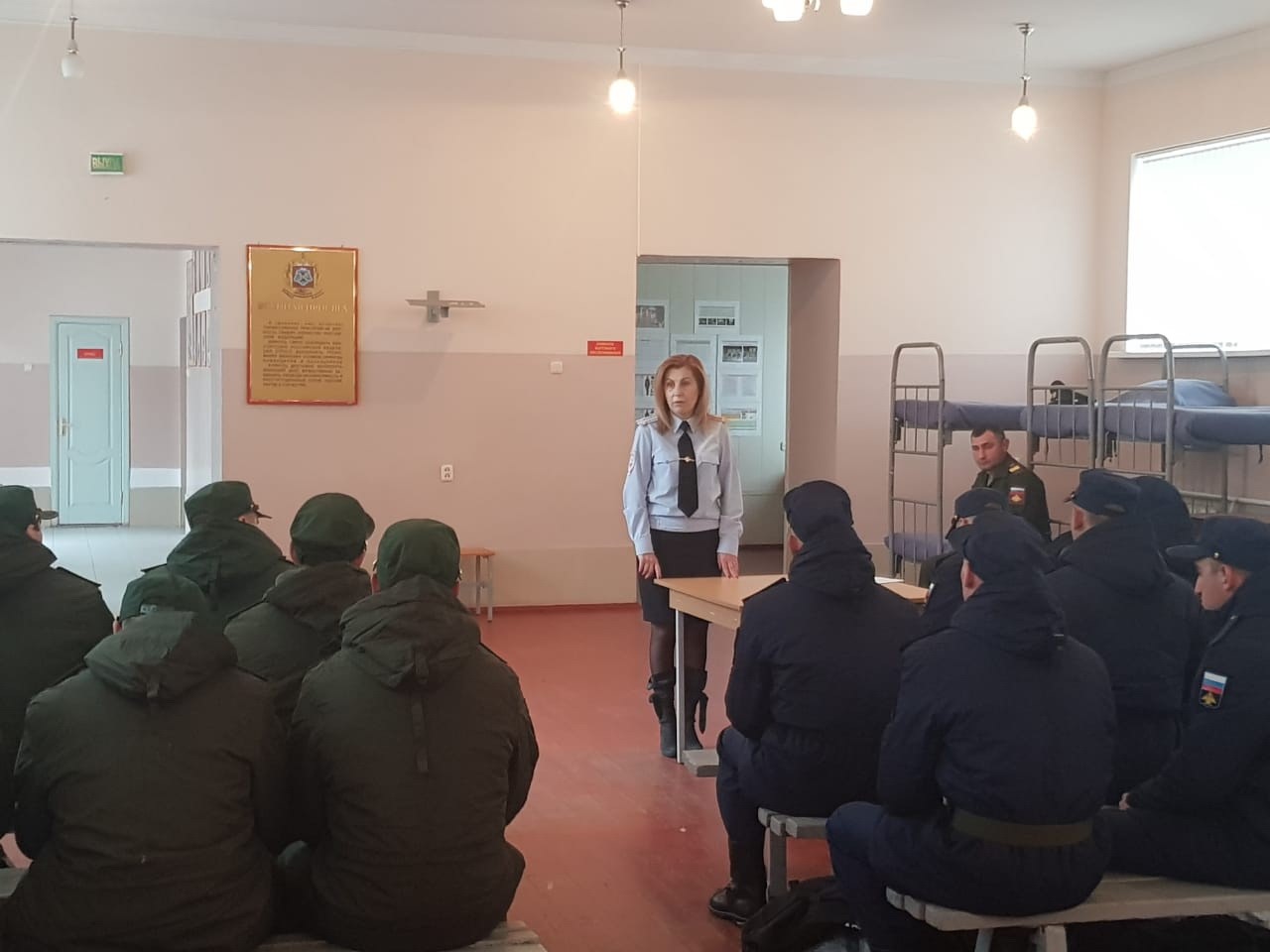 В КБР наркополицейские организовали акцию для призывников