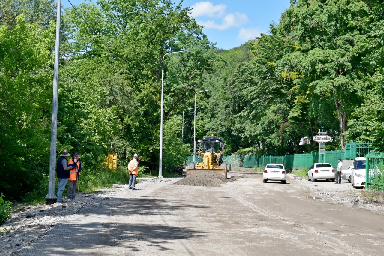 В Нальчике общественники проверили ход работ по капитальному ремонту городской объездной