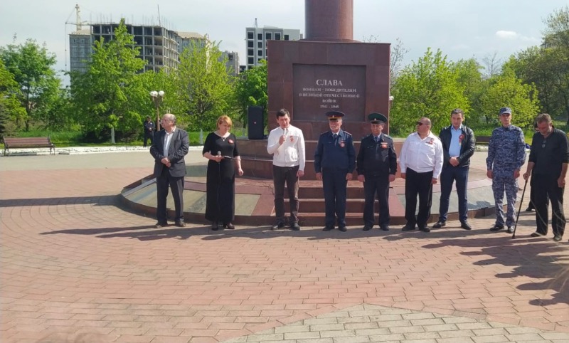 Аллея в память о битве за Кавказ