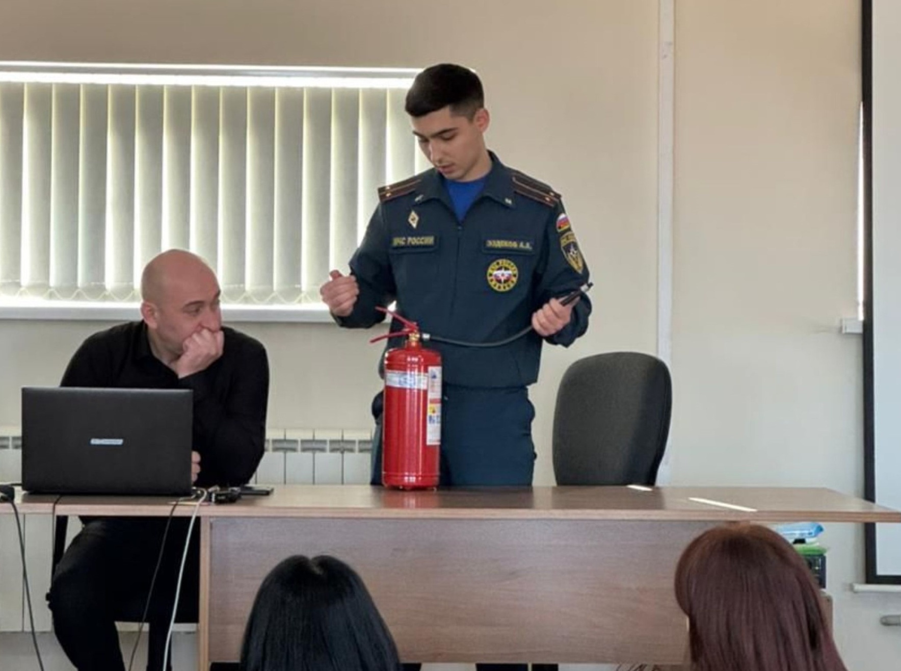 Социальным работникам напомнили о пожарной безопасности   