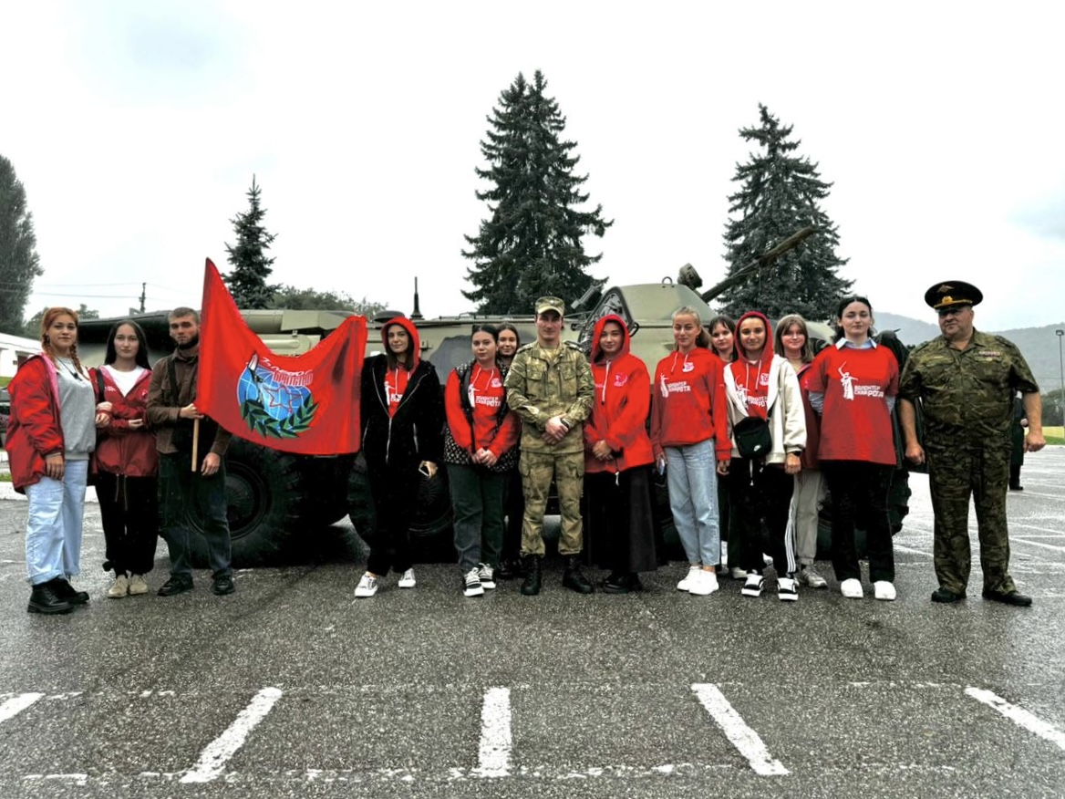 Росгвардейцы провели День открытых дверей в Кабардино-Балкарии