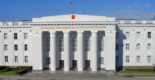   Мухарби Ульбашев будет представлять в Совфеде ФС РФ парламент КБР