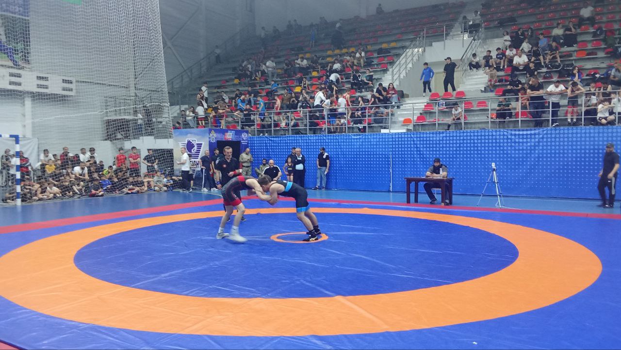 В Кабардино-Балкарии стартовал детский турнир по спортивной борьбе