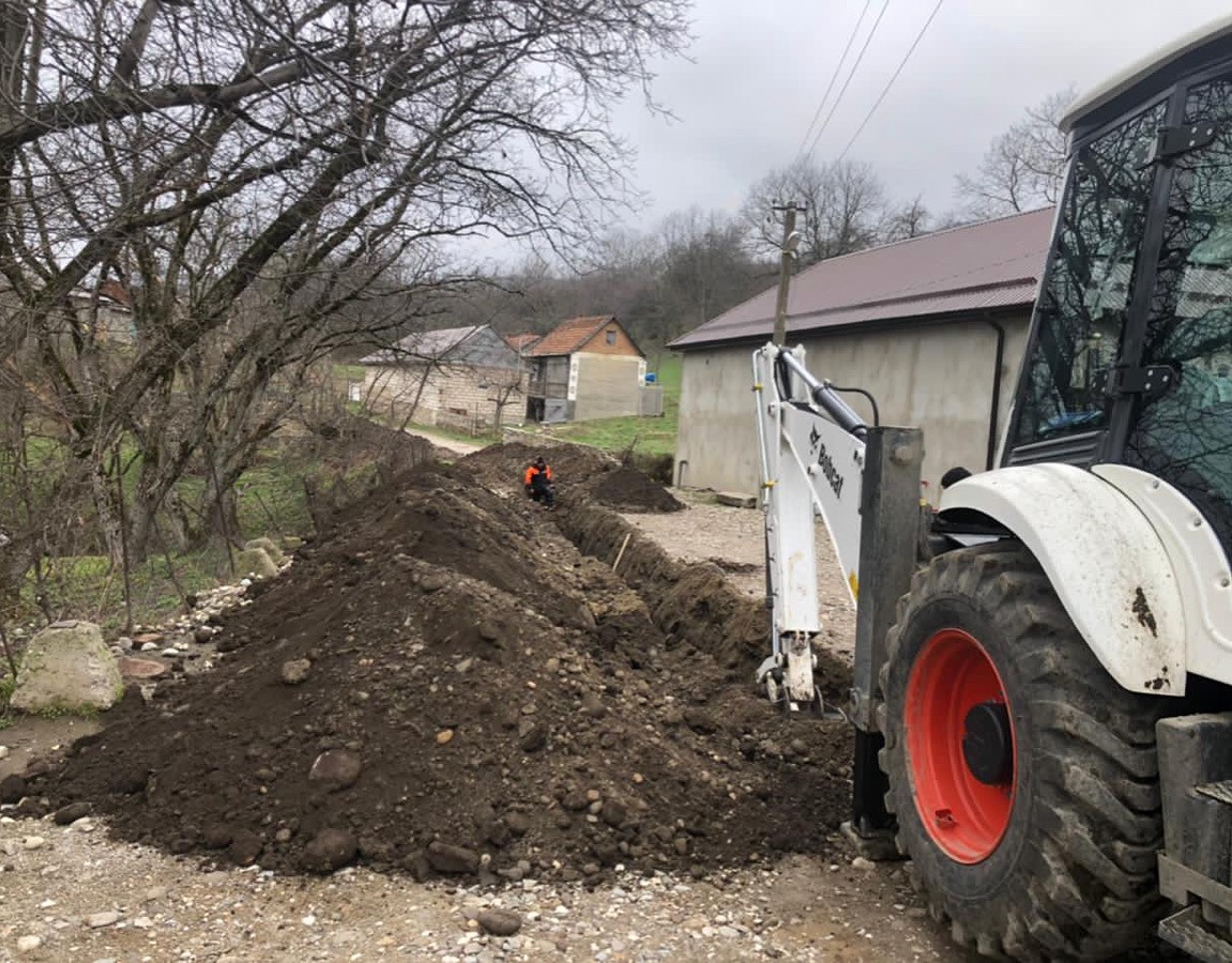 В Лечинкае идут работы по обеспечению бесперебойным водоснабжением
