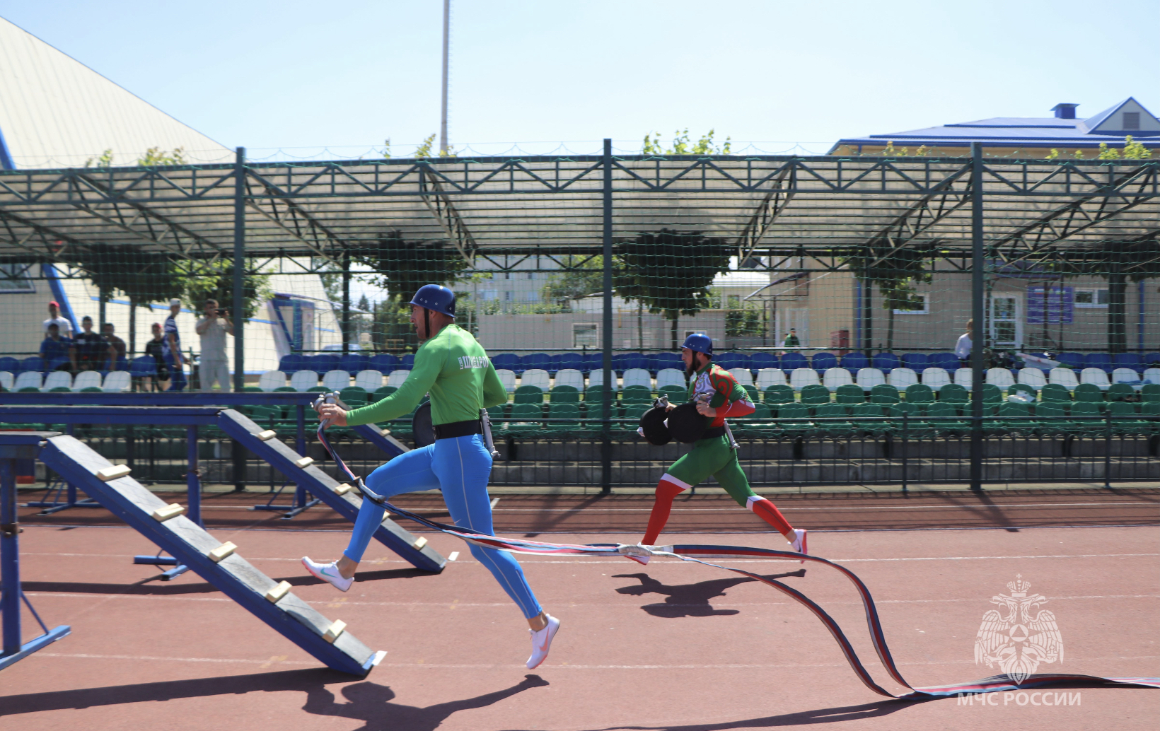 В Нальчике продолжаются межрегиональные соревнования по пожарно-спасательному спорту