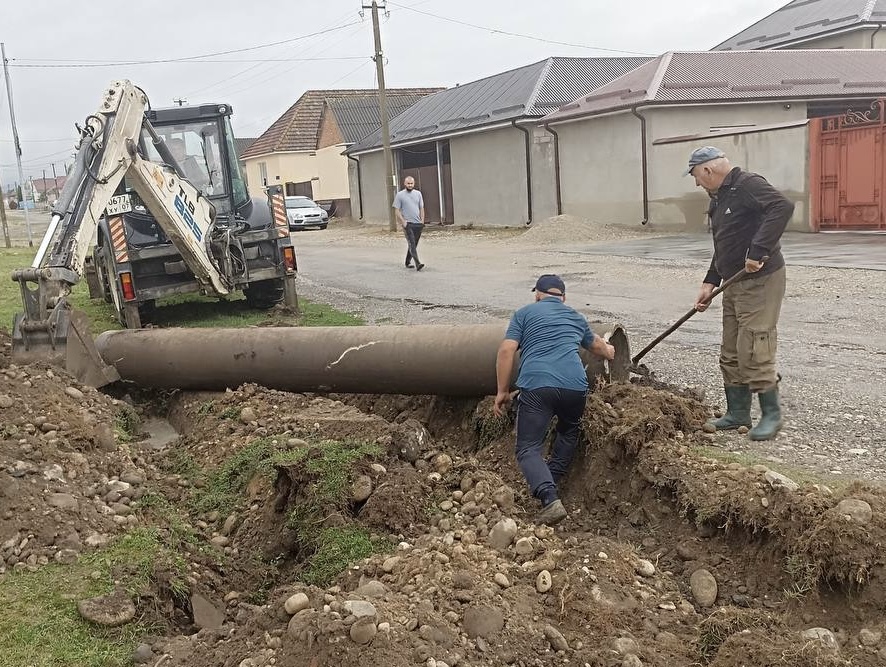 В Анзорее восстанавливают систему водоснабжения