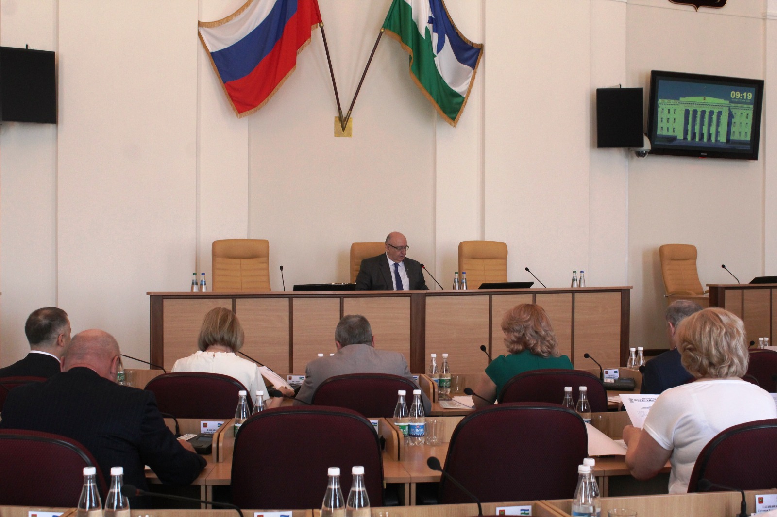 Расходы бюджета увеличатся на все приоритетные сферы